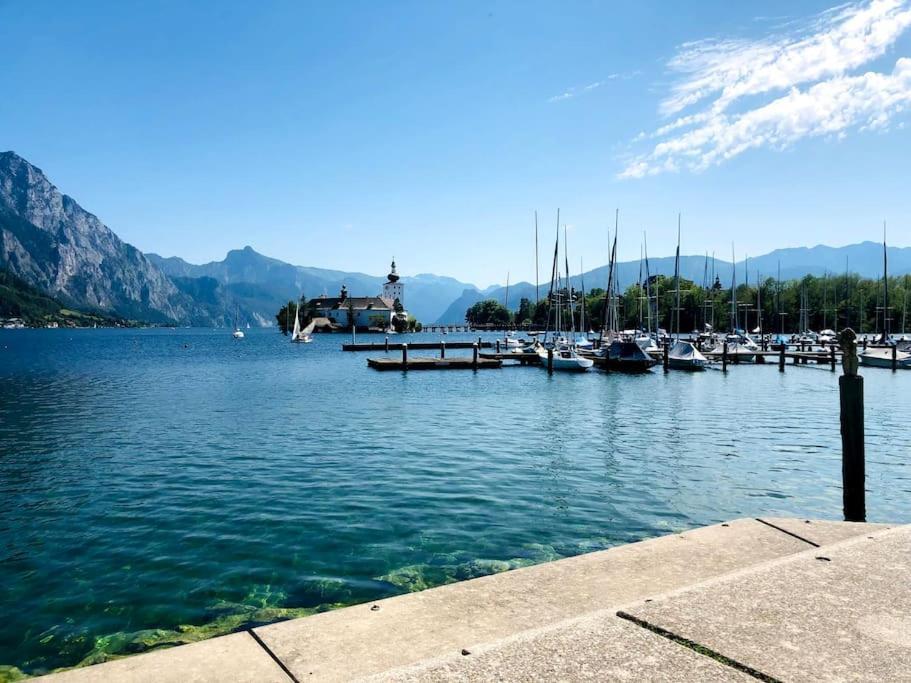 Fewo Kuferzeile Gmunden Seenaehe Экстерьер фото
